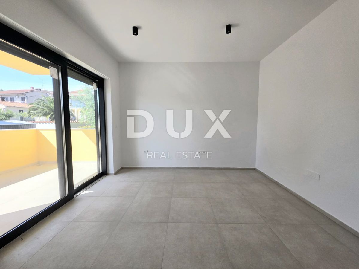 ISTRIA, ŠTINJAN - Una combinazione perfetta di lusso e comfort, appartamento 2SS+DB con garage privato a soli 500 metri da spiagge ben curate e lunghe passeggiate in riva al mare