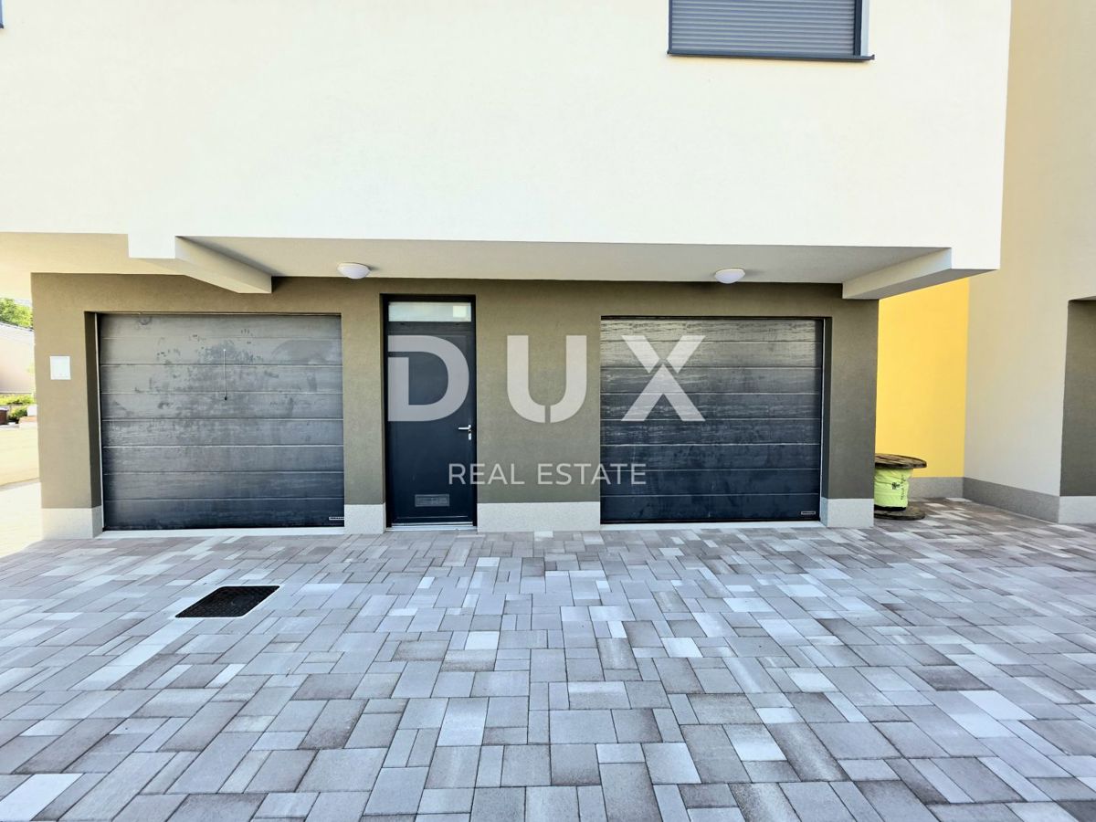 ISTRIA, ŠTINJAN - Una combinazione perfetta di lusso e comfort, appartamento 2SS+DB con garage privato a soli 500 metri da spiagge ben curate e lunghe passeggiate in riva al mare