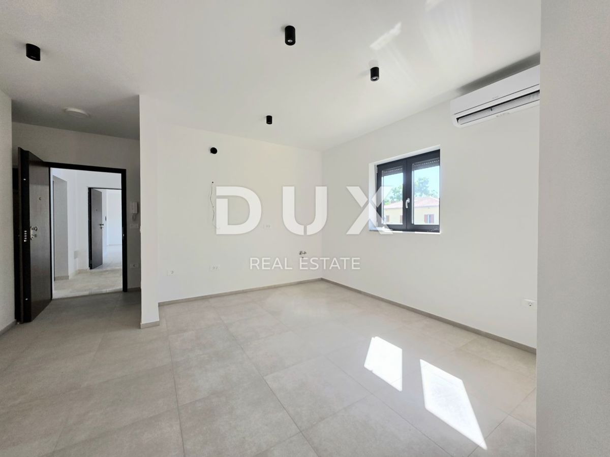 ISTRIA, ŠTINJAN - Una combinazione perfetta di lusso e comfort, appartamento 2SS+DB con garage privato a soli 500 metri da spiagge ben curate e lunghe passeggiate in riva al mare