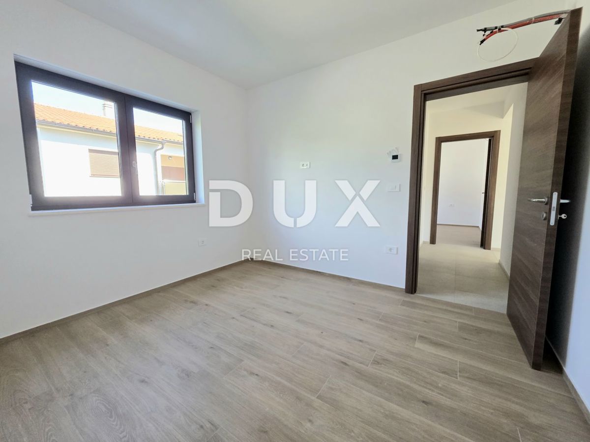 ISTRIA, ŠTINJAN - Una combinazione perfetta di lusso e comfort, appartamento 2SS+DB con garage privato a soli 500 metri da spiagge ben curate e lunghe passeggiate in riva al mare