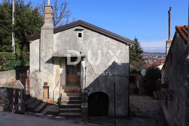 ABBAZIA, POBRI - Villa del 1886 con oggetti d'antiquariato in pietra