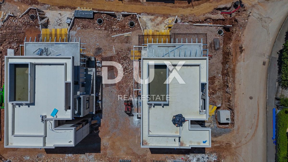 ISOLA DI KRK, NJIVICE - Nuovo edificio esclusivo, appartamento su due piani con piscina!