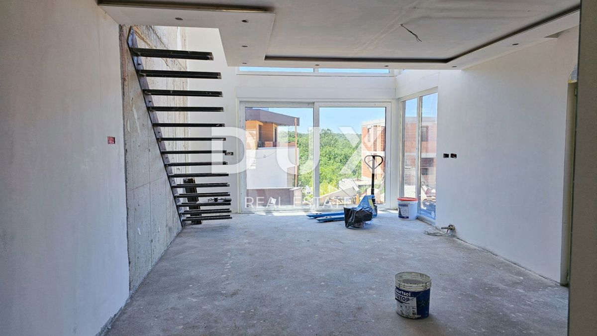 ISOLA DI KRK, NJIVICE - Nuovo edificio esclusivo, appartamento su due piani con piscina!