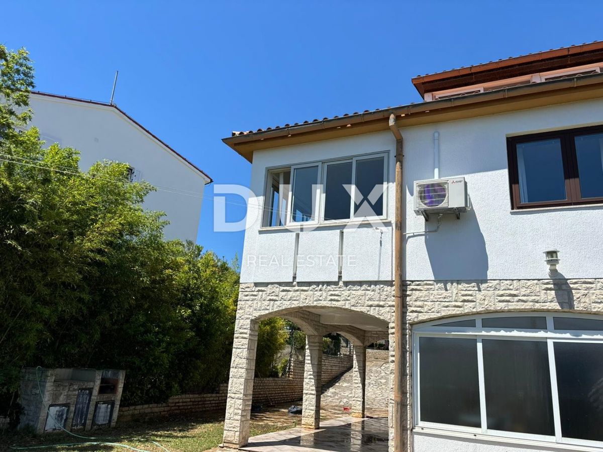 ISTRIA, PREMANTURA - Ampia casa con garage e 3 unità abitative!