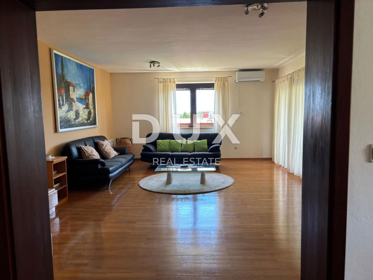 ISTRIA, PREMANTURA - Ampia casa con garage e 3 unità abitative!