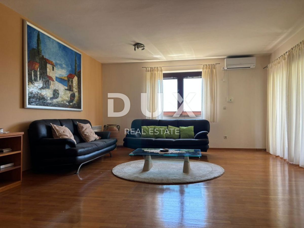 ISTRIA, PREMANTURA - Ampia casa con garage e 3 unità abitative!