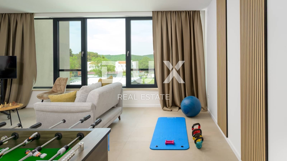 ISTRIA, ROVIGNO - Moderna nuova villa con piscina e privacy