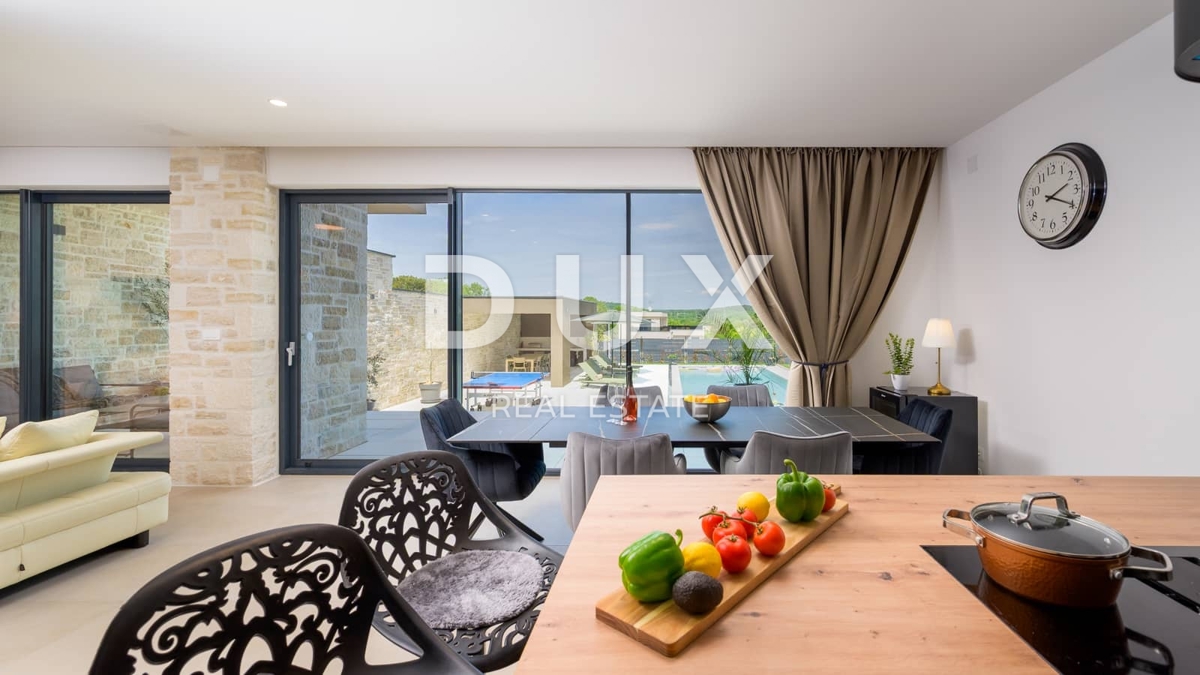 ISTRIA, ROVIGNO - Moderna nuova villa con piscina e privacy