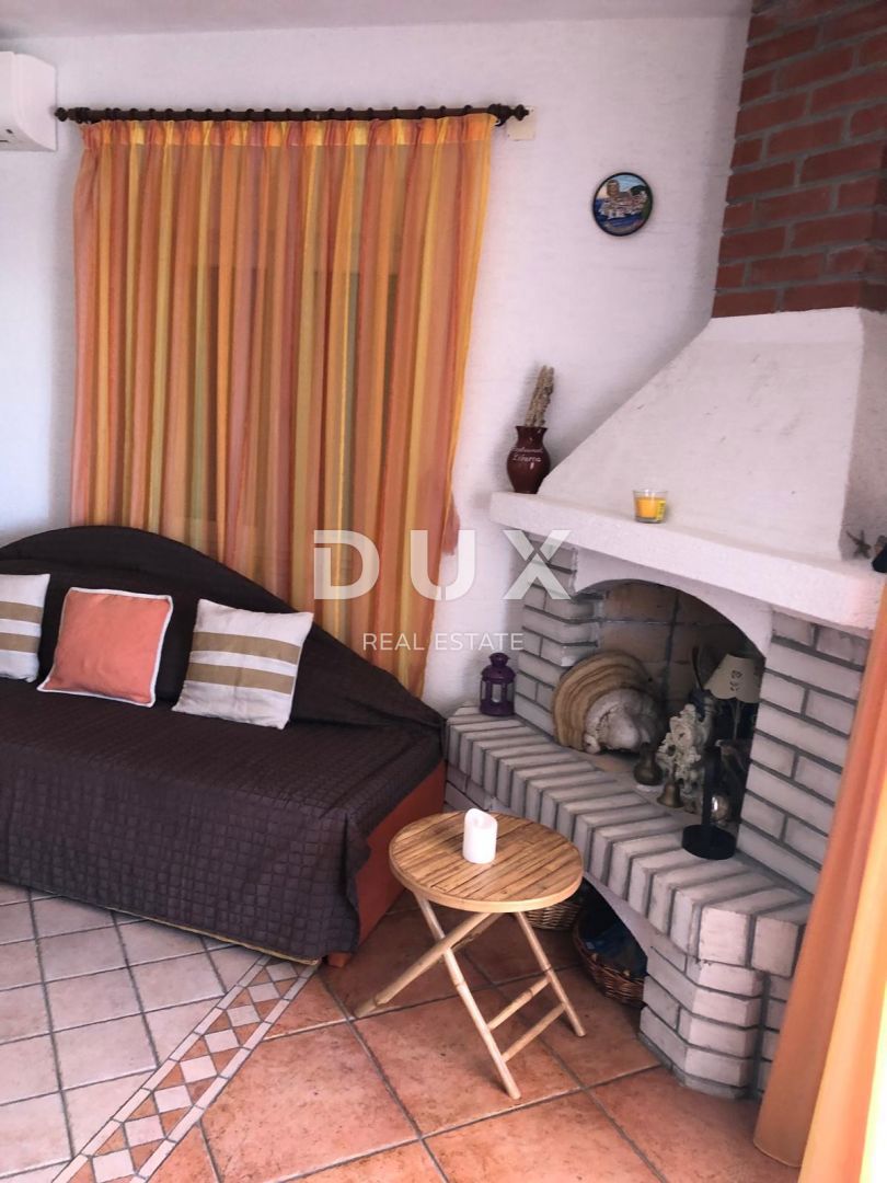ZADAR, NIN - Casa indipendente su 4 piani, a 100 m dalla spiaggia!