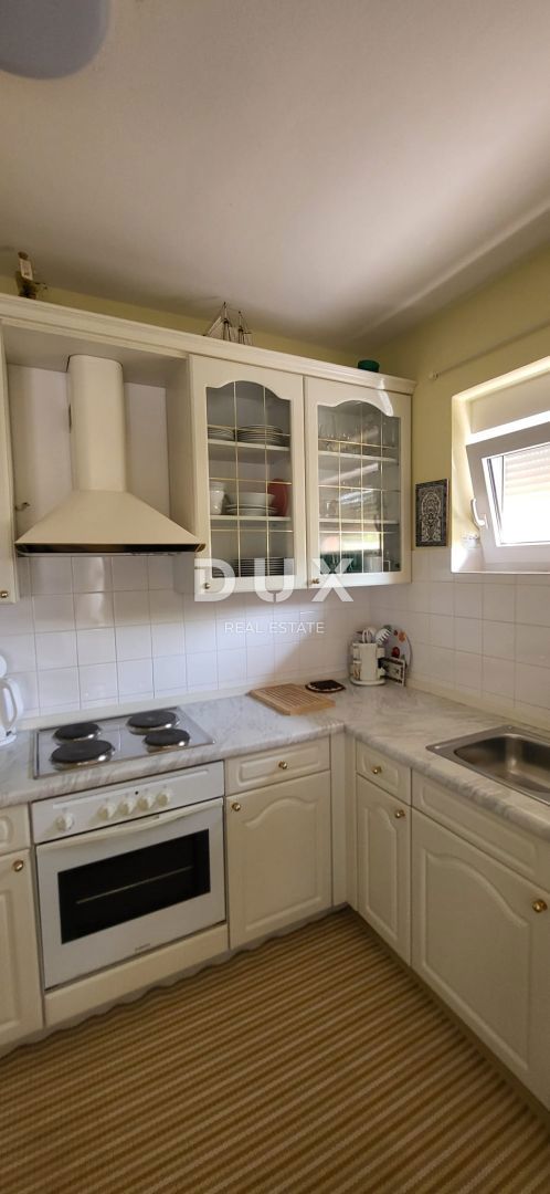 ZADAR, NIN - Casa indipendente su 4 piani, a 100 m dalla spiaggia!
