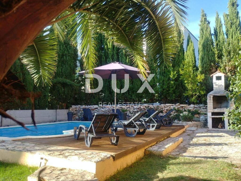 ISTRIA, MEDULIN – Appartamento con 2 camere da letto e 1 bagno con vista mare e piscina in comune, a soli 300 metri dalla costa!