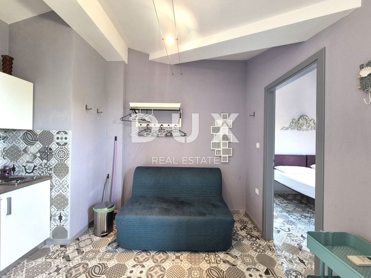 ISTRIA, LABIN - Una casa mediterranea unica in completa solitudine, con una vista mozzafiato