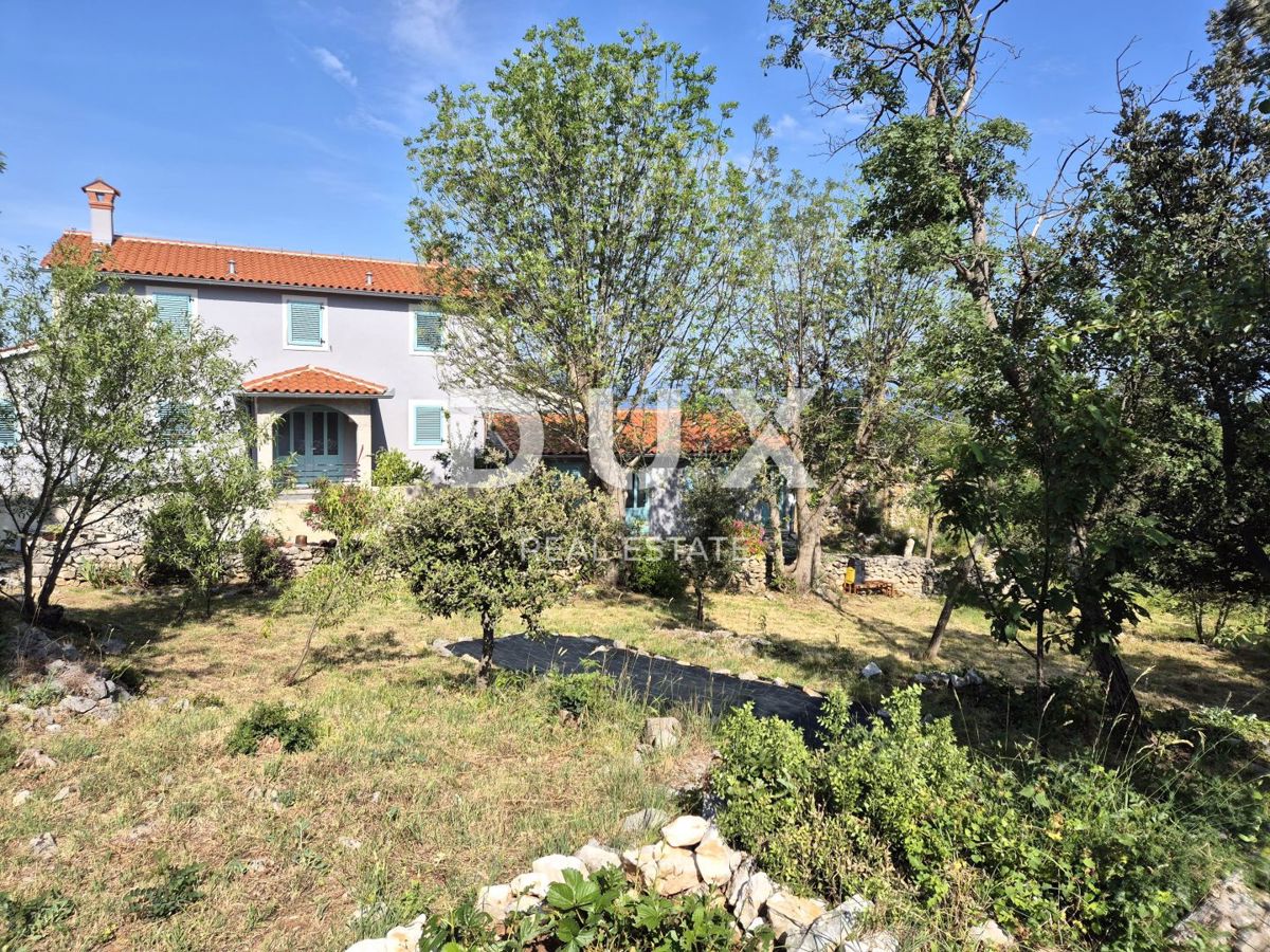 ISTRIA, LABIN - Una casa mediterranea unica in completa solitudine, con una vista mozzafiato