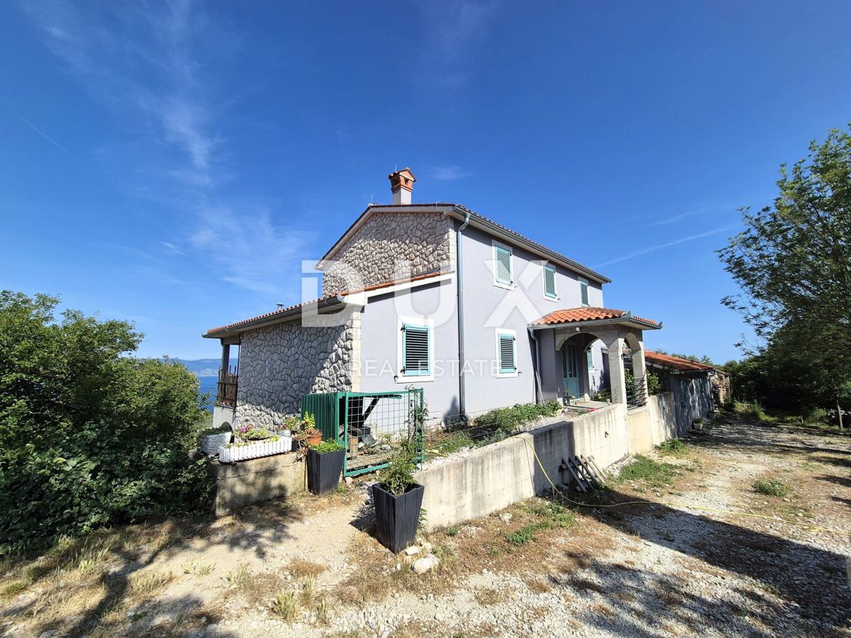 ISTRIA, LABIN - Una casa mediterranea unica in completa solitudine, con una vista mozzafiato