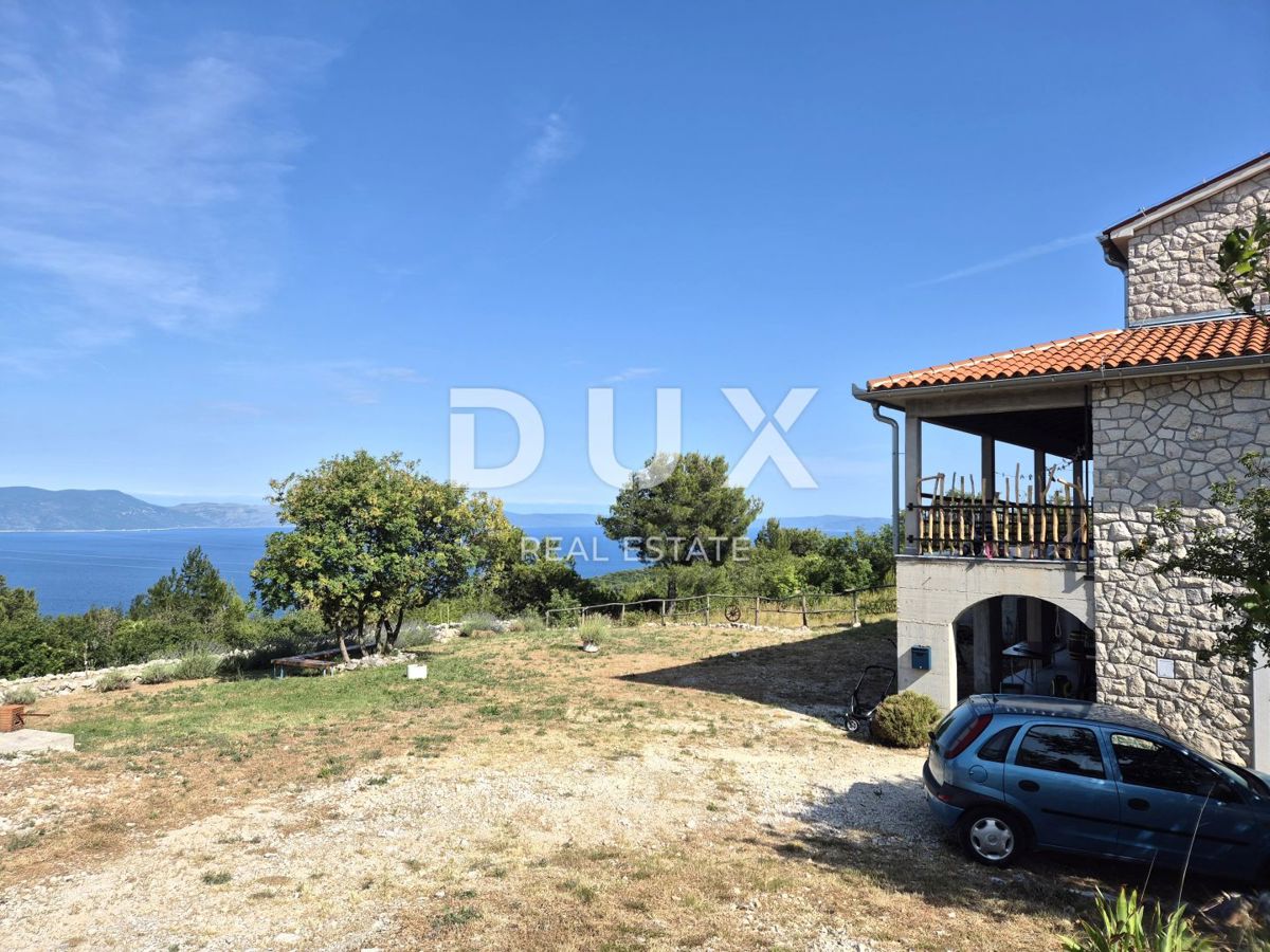 ISTRIA, LABIN - Una casa mediterranea unica in completa solitudine, con una vista mozzafiato