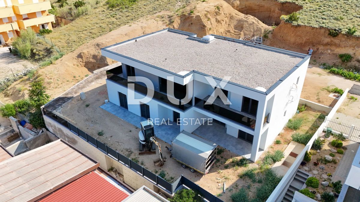 ISOLA DI PAG, PAG - Appartamento di 70m2 a soli 50 metri dal mare