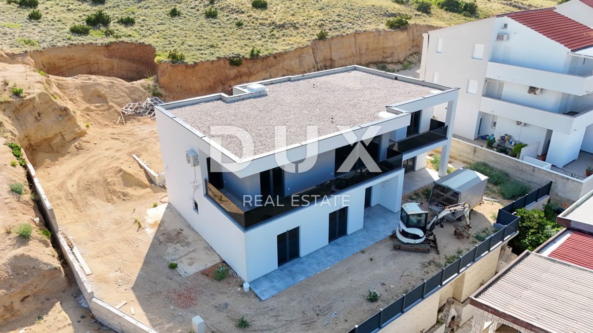 ISOLA DI PAG, PAG - Appartamento di 70m2 a soli 50 metri dal mare