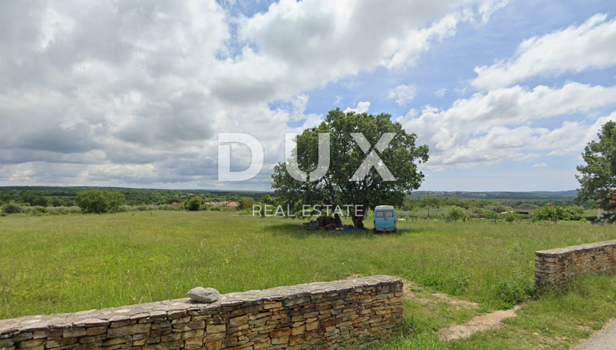 ISTRIA, LOVREČ - Terreno agricolo in posizione privilegiata