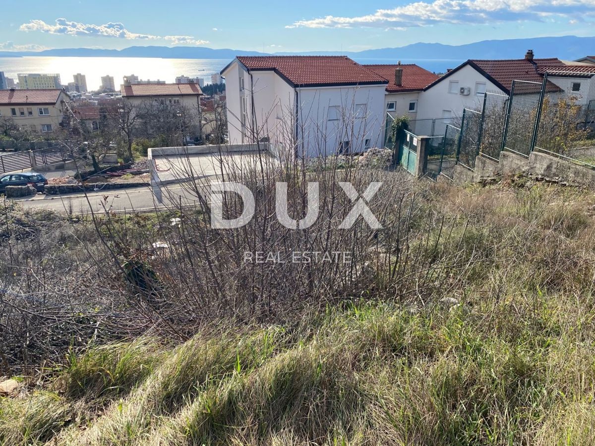RIJEKA, TRSAT - TERRENO EDIFICABILE CON VISTA MARE PER UNA CASA FAMIGLIARE IN OTTIMA POSIZIONE!!! OPPORTUNITÀ!!!