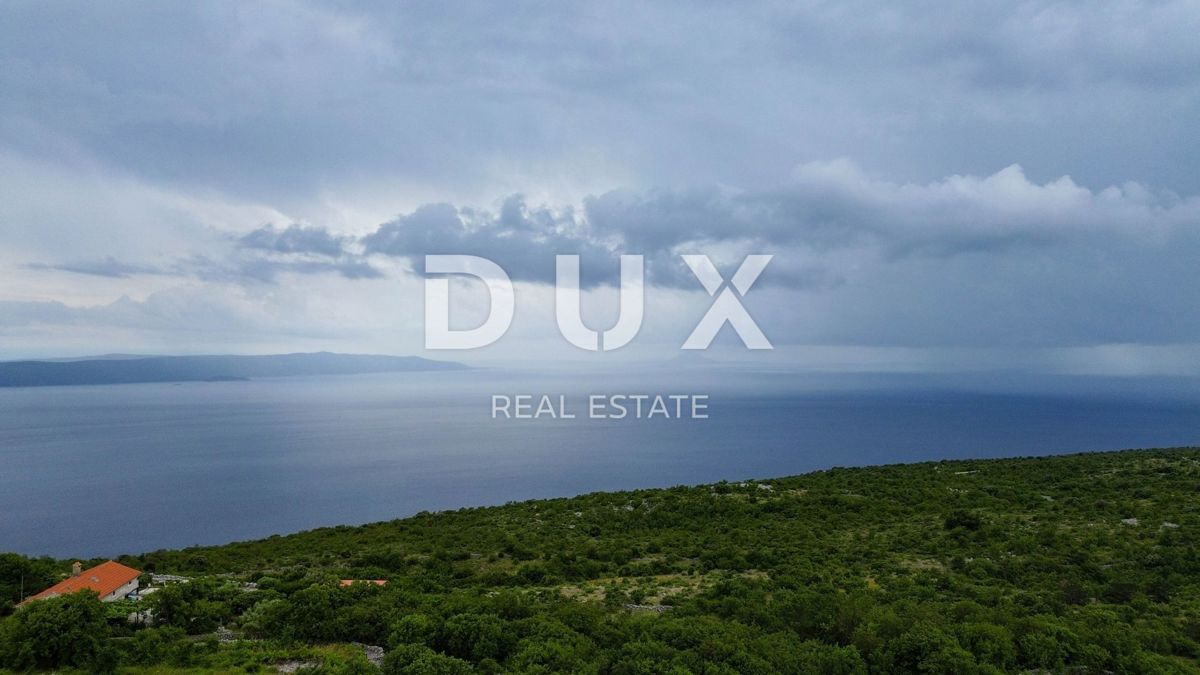 ISTRIA, SKITAČA - Terreno edificabile unico con permesso di costruire e vista mare 