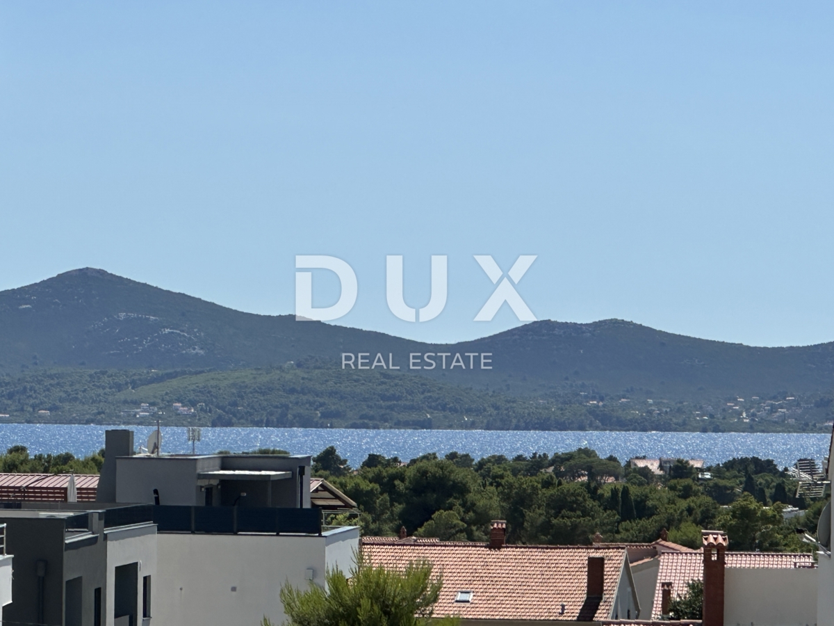 ZADAR, DIKLOVAC - Appartamento con due camere da letto di 59,6 m² con 2 posti auto e vista!