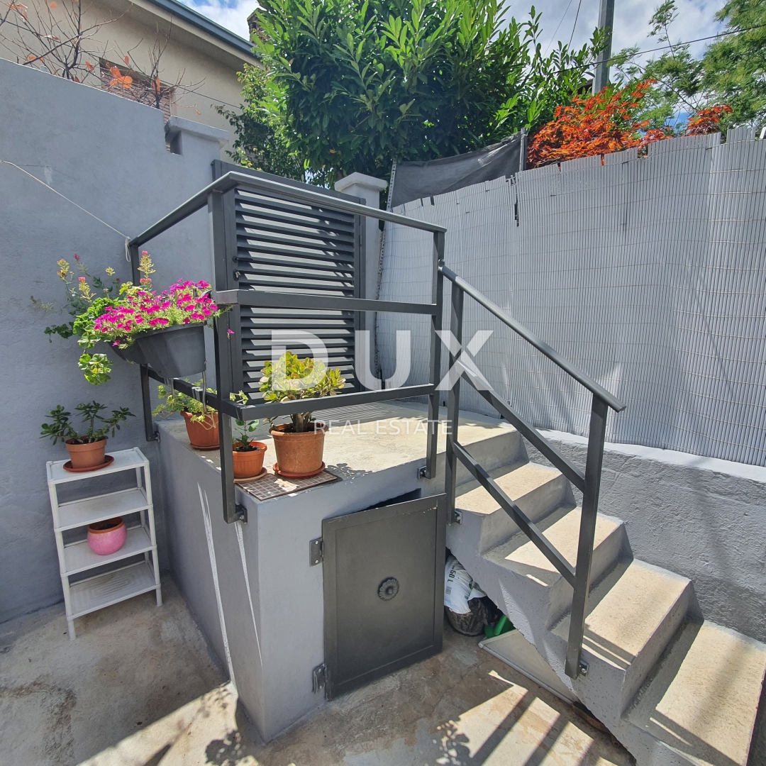 RIJEKA, BANDEROVO - MONOLOCALE E APPARTAMENTO! Centro città, giardino, parcheggio!