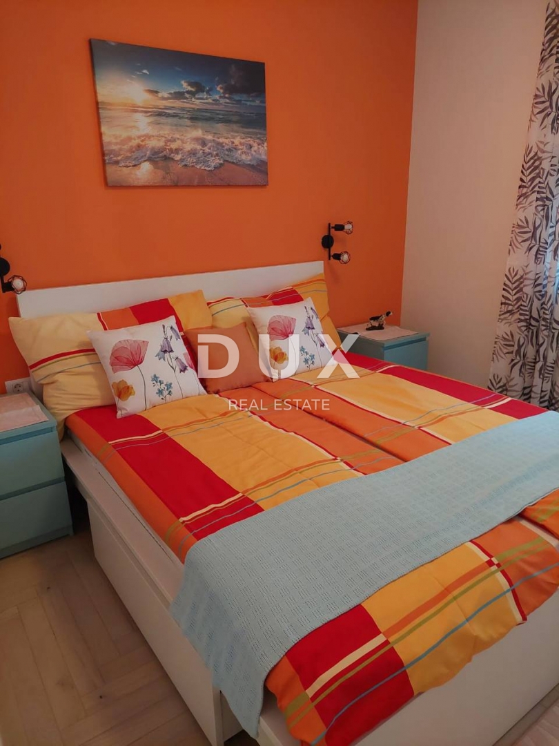 ISTRIA, NOVIGRAD - Bella casa bifamiliare vicino al centro
