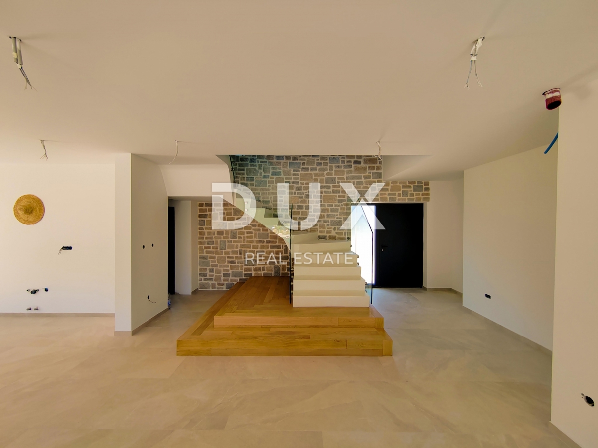 Casa Tinjan, 100m2