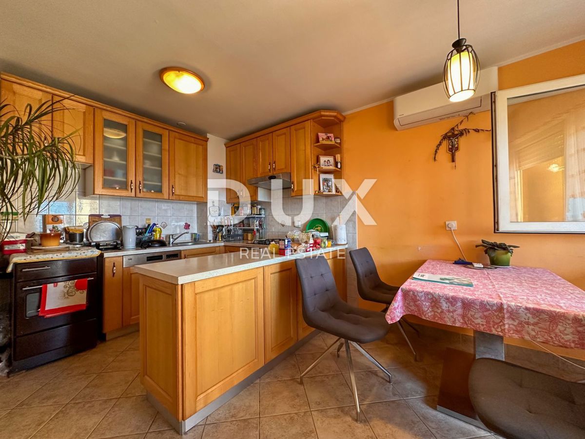 RIJEKA, SRDOČI - 2BR+LR, loggia, vista mare