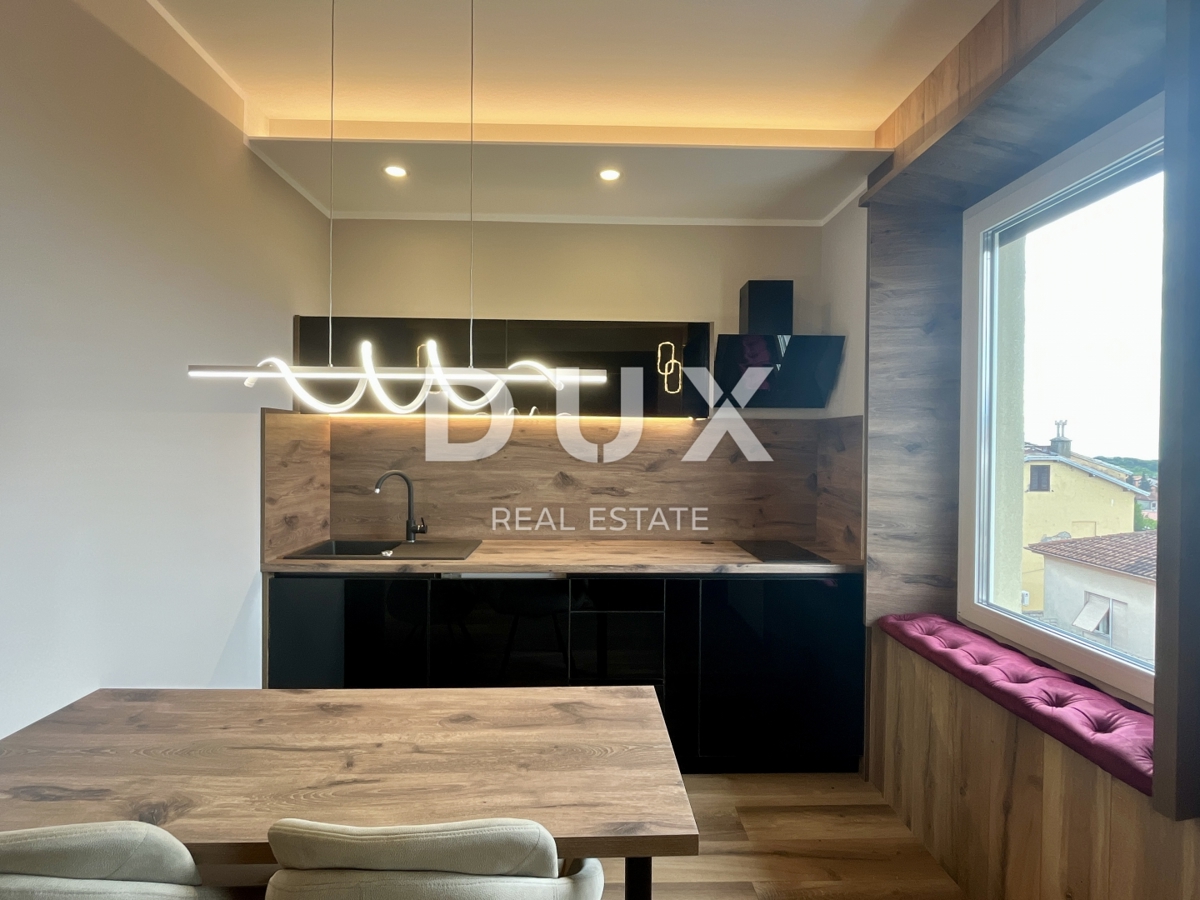 MATULJI, CENTRO - Lussuoso appartamento di 100 m² con tre unità abitative e vista mare
