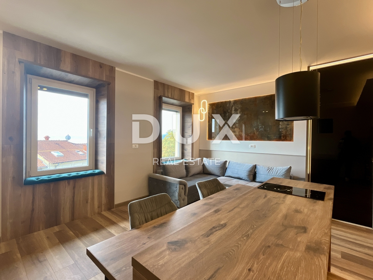 MATULJI, CENTRO - Lussuoso appartamento di 100 m² con tre unità abitative e vista mare