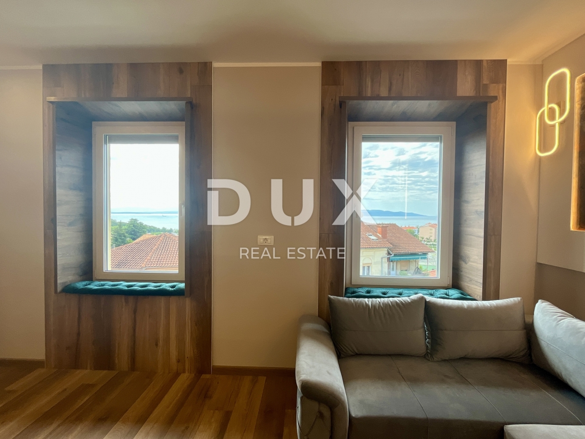 MATULJI, CENTRO - Lussuoso appartamento di 100 m² con tre unità abitative e vista mare