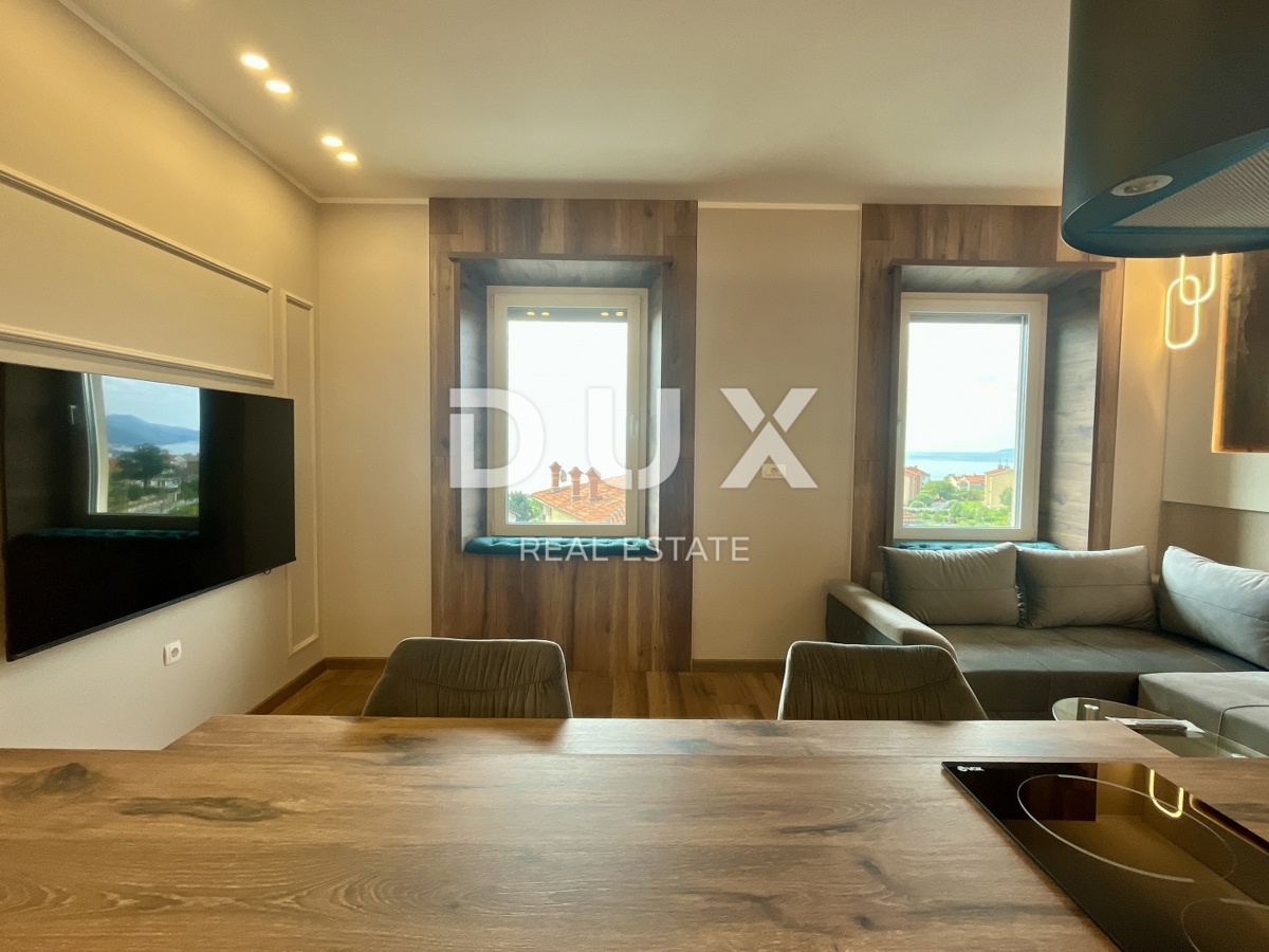 MATULJI, CENTRO - Lussuoso appartamento di 100 m² con tre unità abitative e vista mare