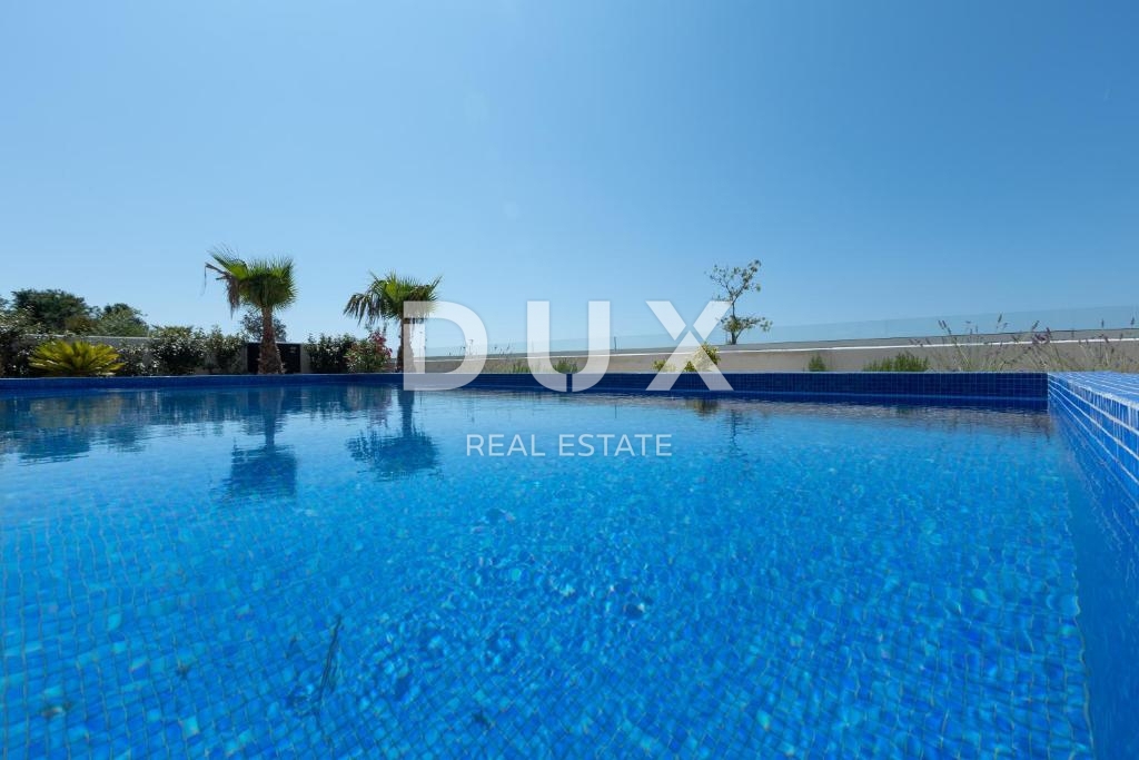 ZADAR, ZATON - villa prima fila al mare
