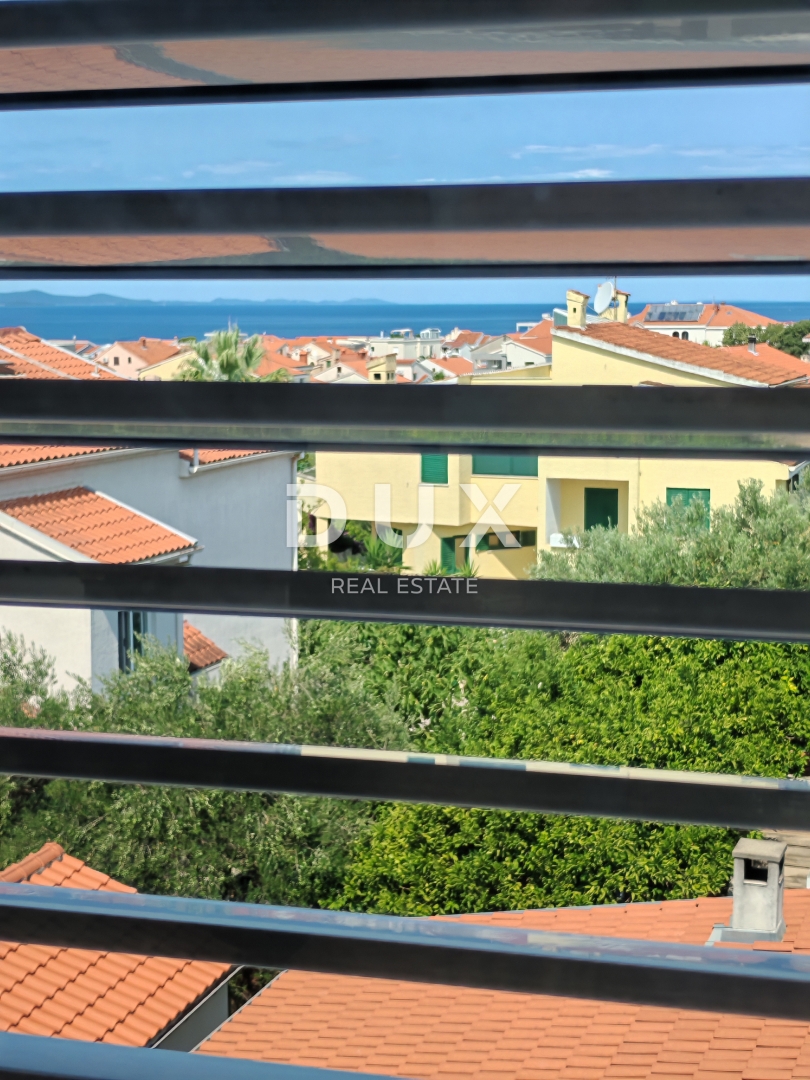 ZADAR, BORIK - Appartamento duplex completamente arredato con una splendida vista sul mare!