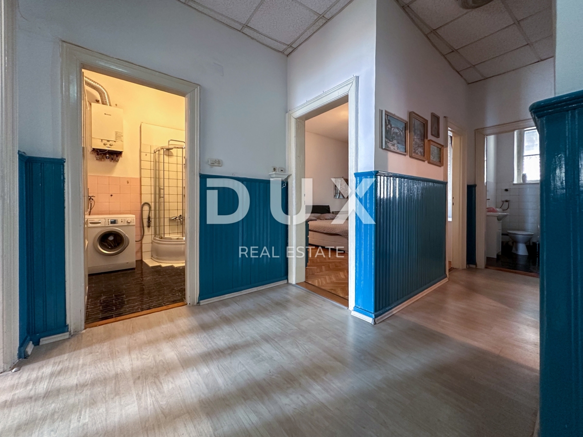 RIJEKA, CENTRO - elegante appartamento con 4 camere da letto e 3 balconi nel centro città