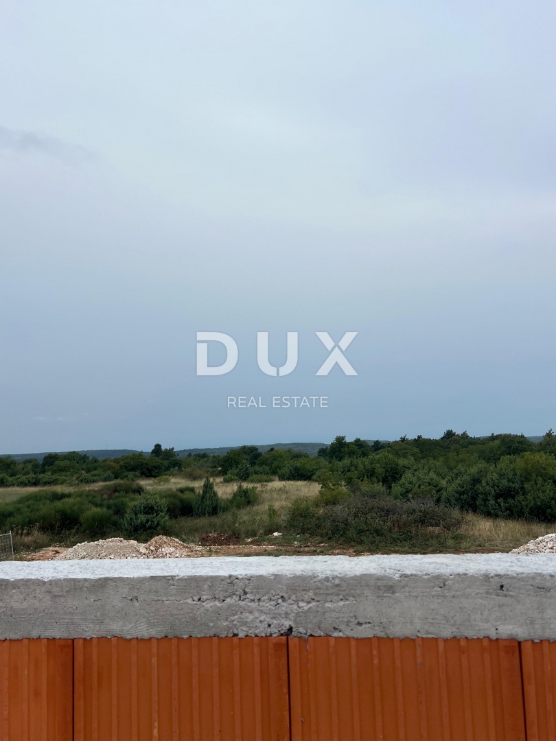 ISTRIA, SVETVINČENAT - La villa dei tuoi sogni con piscina, jacuzzi e vista mozzafiato!