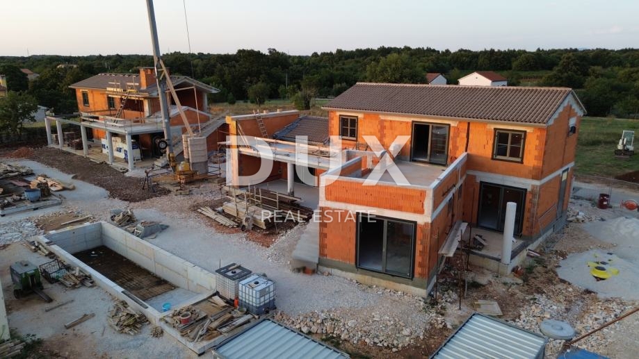 ISTRIA, SVETVINČENAT - La villa dei tuoi sogni con piscina, jacuzzi e vista mozzafiato!