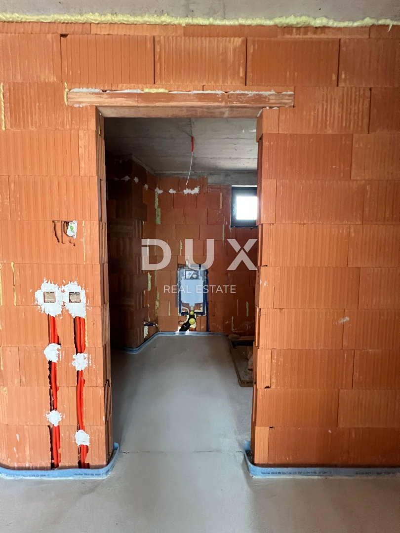 ISTRIA, SVETVINČENAT - La villa dei tuoi sogni con piscina, jacuzzi e vista mozzafiato!