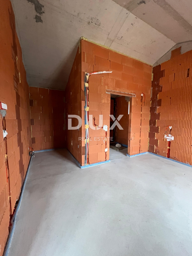 ISTRIA, SVETVINČENAT - La villa dei tuoi sogni con piscina, jacuzzi e vista mozzafiato!