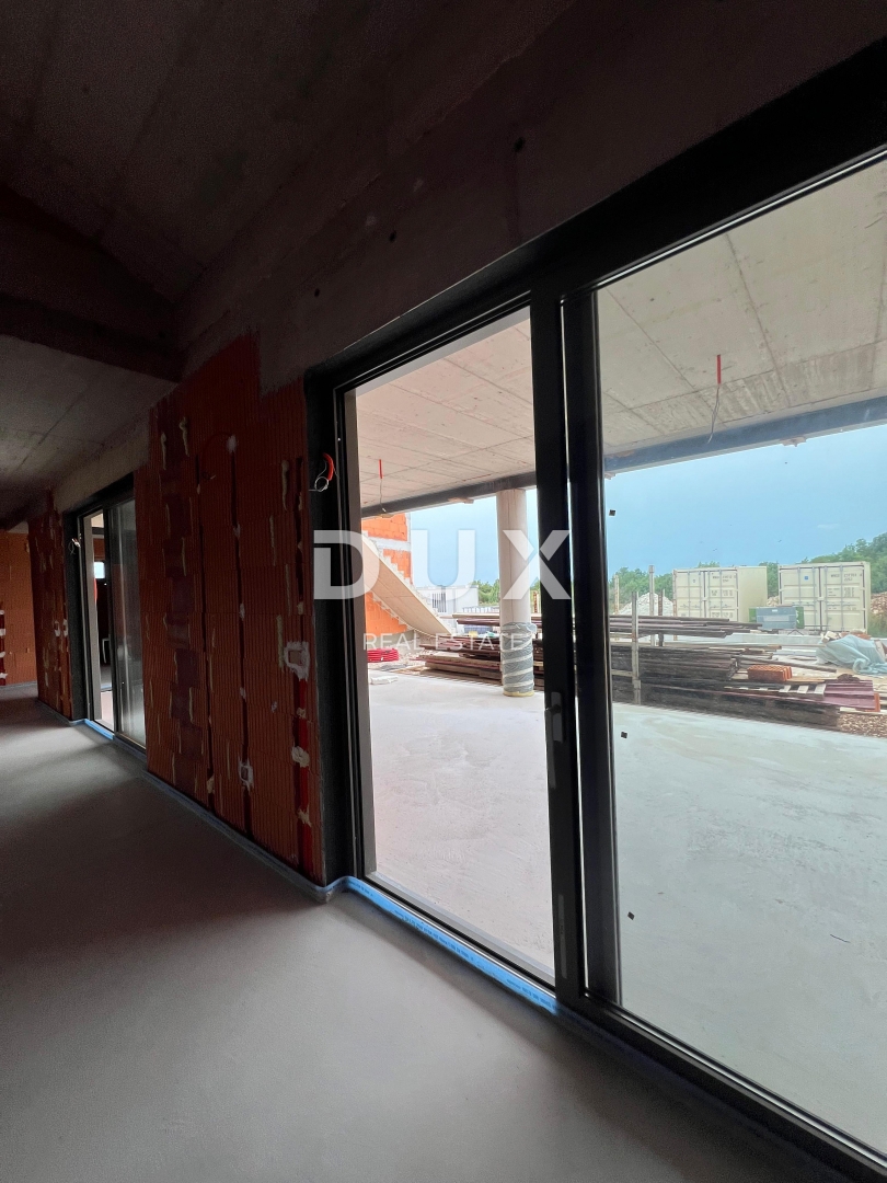 ISTRIA, SVETVINČENAT - La villa dei tuoi sogni con piscina, jacuzzi e vista mozzafiato!