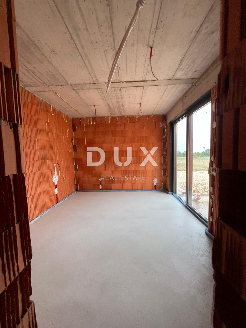 ISTRIA, SVETVINČENAT - La villa dei tuoi sogni con piscina, jacuzzi e vista mozzafiato!