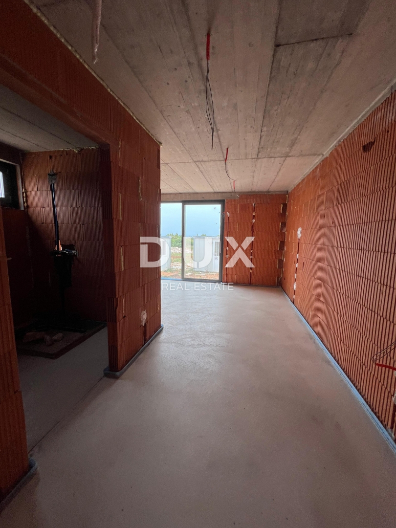 ISTRIA, SVETVINČENAT - La villa dei tuoi sogni con piscina, jacuzzi e vista mozzafiato!