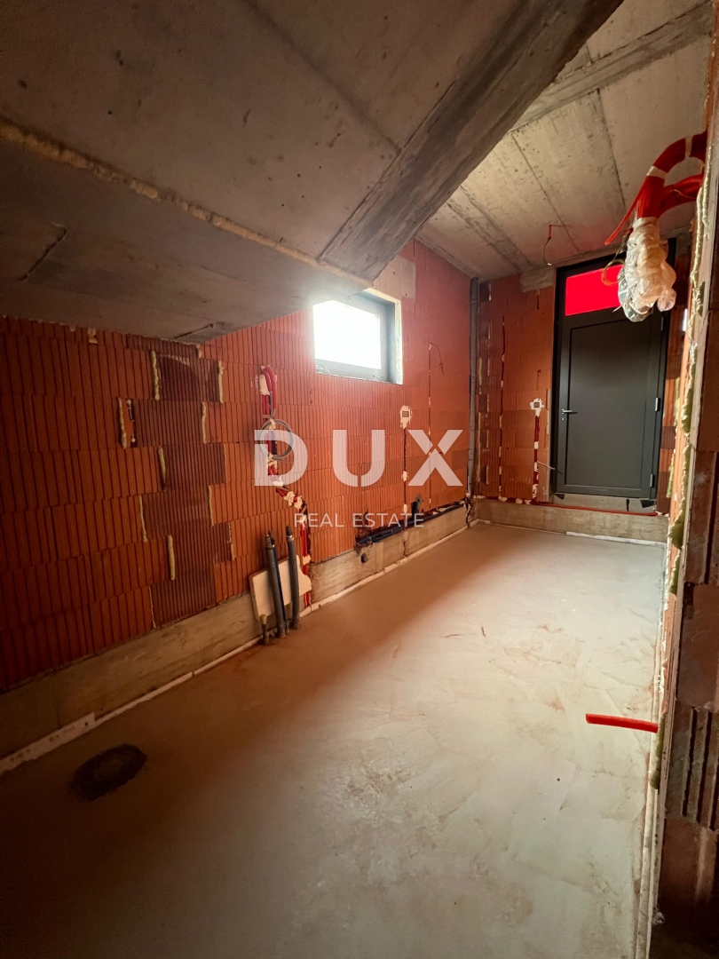 ISTRIA, SVETVINČENAT - La villa dei tuoi sogni con piscina, jacuzzi e vista mozzafiato!