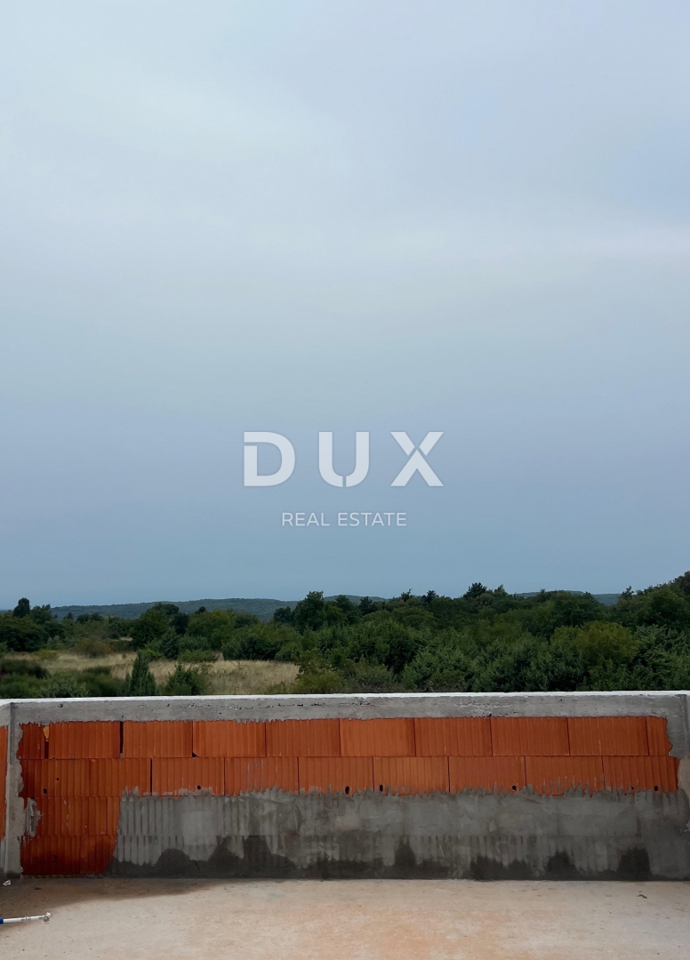 ISTRIA, SVETVINČENAT - La villa dei tuoi sogni con piscina, jacuzzi e vista mozzafiato!