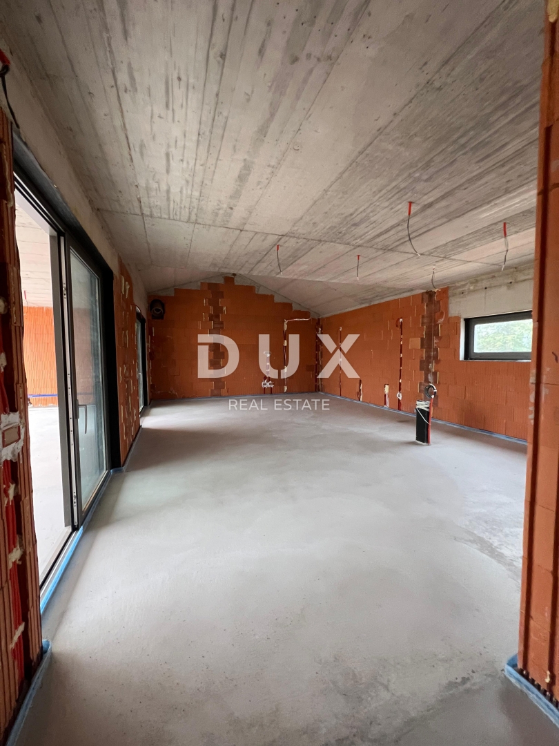 ISTRIA, SVETVINČENAT - La villa dei tuoi sogni con piscina, jacuzzi e vista mozzafiato!