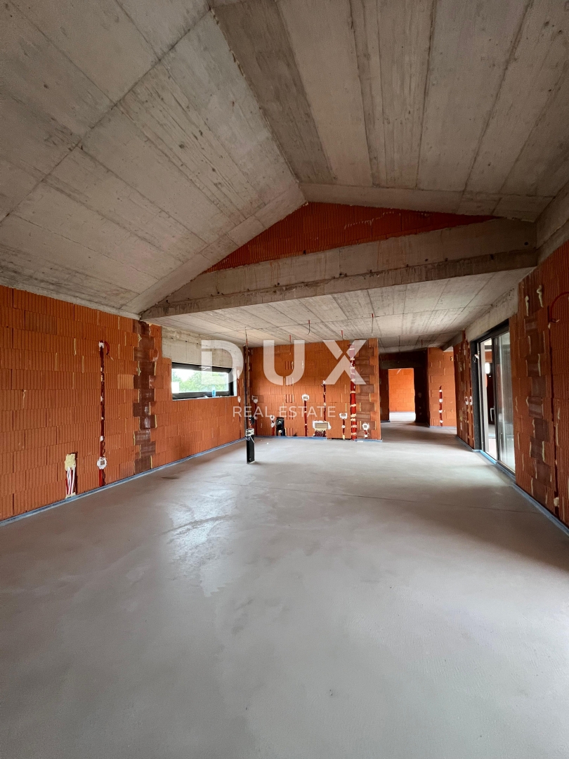 ISTRIA, SVETVINČENAT - La villa dei tuoi sogni con piscina, jacuzzi e vista mozzafiato!