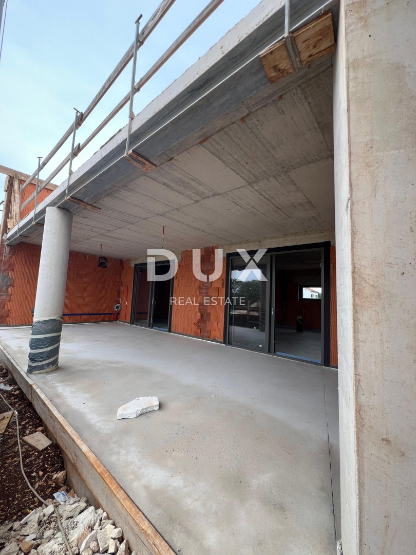 ISTRIA, SVETVINČENAT - La villa dei tuoi sogni con piscina, jacuzzi e vista mozzafiato!