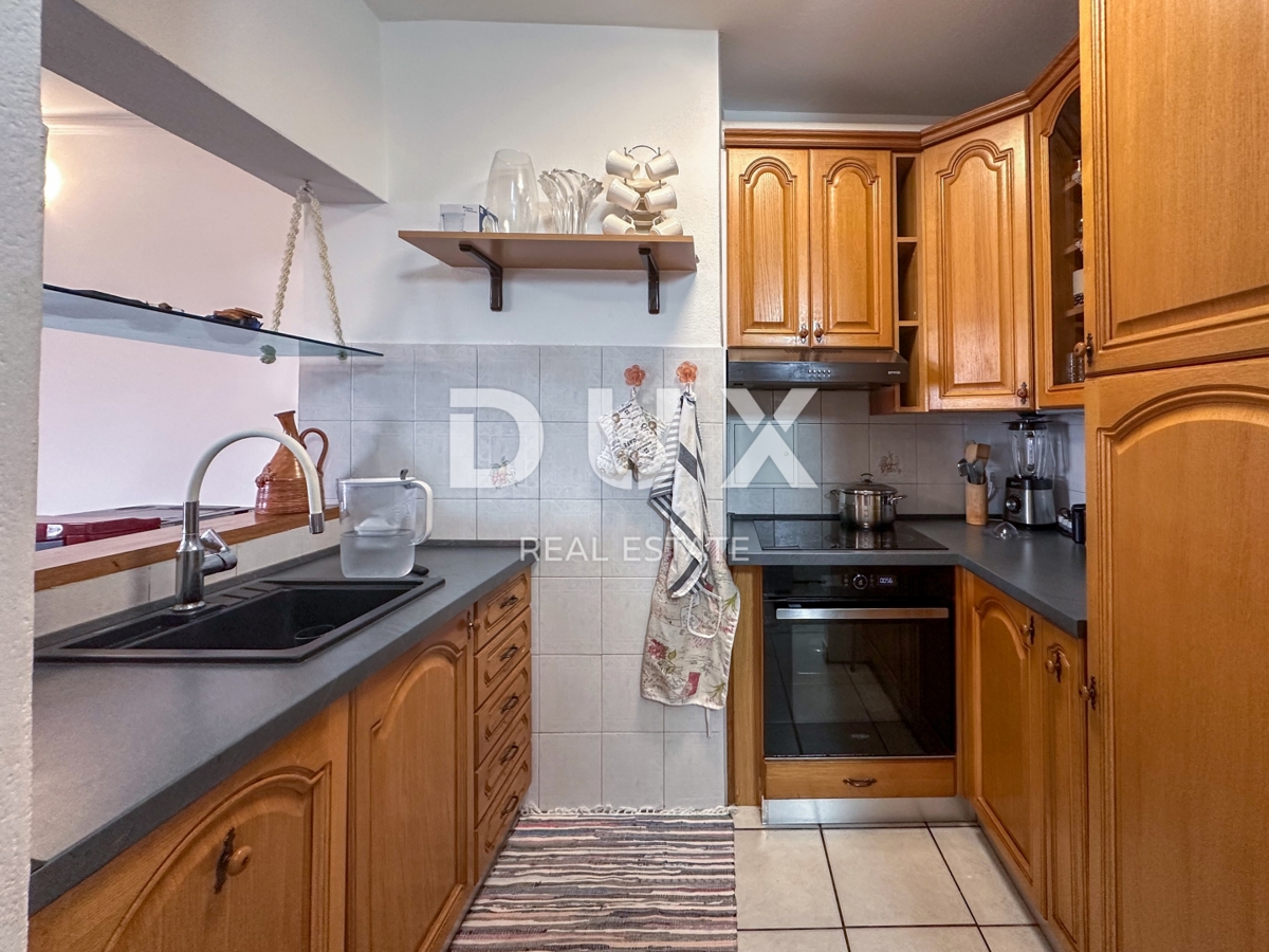 RIJEKA, SRDOČI - SOLO DA NOI - OCCASIONE - 2 camere da letto + soggiorno, 68m2, loggia, vista