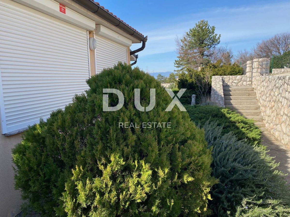 KRALJEVICA, ŠMRIKA - casa indipendente con piscina, garage, giardino e vista mare! OPPORTUNITÀ!